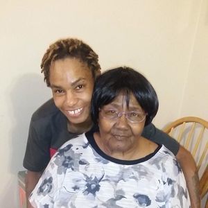 Meet your Posher, Sandy